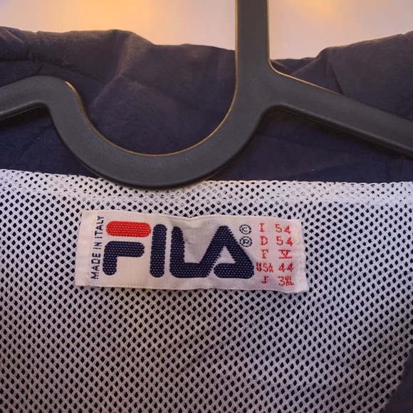 🏆Rare Vintage Made in Italy Fila Windbreaker🏆 - Picture 4 of 7